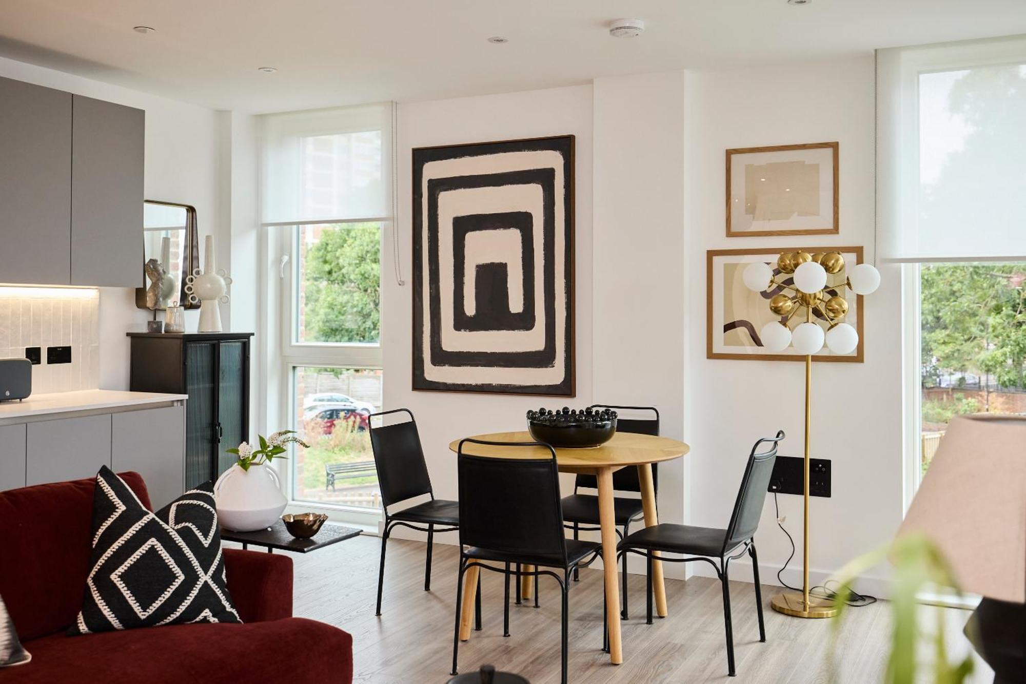 The Tottenham Hale Crib - Trendy 2bdr Flat With Balcony Apartment